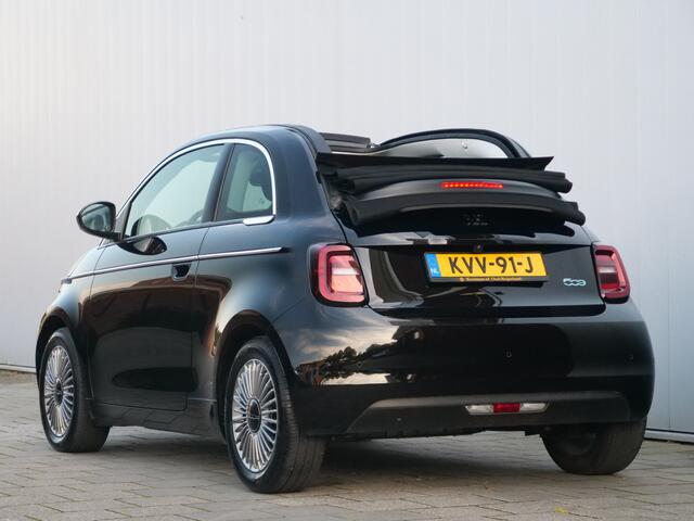 Fiat 500C Urban 42 kWh 119 Pk DAB / Apple Carplay / Camera / Stoelverwarming / SOH 95,7 % – foto 3