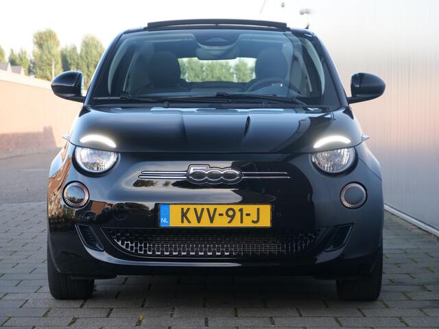 Fiat 500C Urban 42 kWh 119 Pk DAB / Apple Carplay / Camera / Stoelverwarming / SOH 95,7 % – foto 5