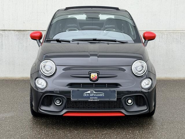 Fiat 500C ABARTH 1.4 T-Jet Turismo / CARPLAY / AKRAPOVIC / LEDER / CLIMA