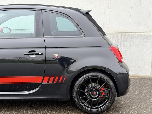 Fiat 500C ABARTH 1.4 T-Jet Turismo / CARPLAY / AKRAPOVIC / LEDER / CLIMA