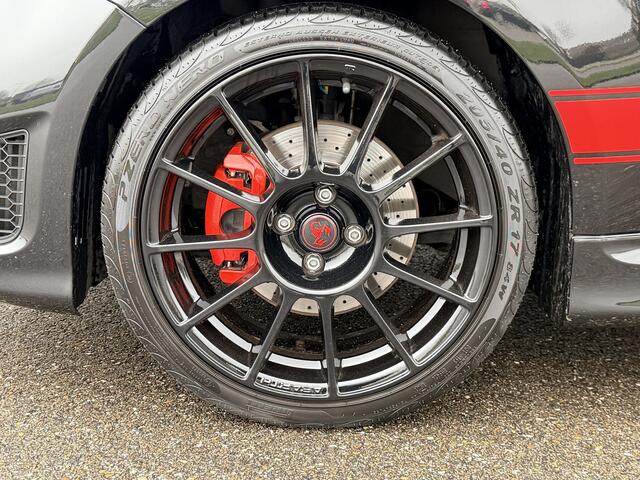 Fiat 500C ABARTH 1.4 T-Jet Turismo / CARPLAY / AKRAPOVIC / LEDER / CLIMA