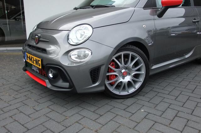Fiat 500C ABARTH 1.4 T-Jet Competizione/ 180PK/ SABELT stoelen/ Beats audio/ KW schroefset/ Brembo