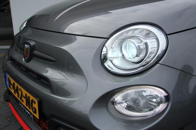 Fiat 500C ABARTH 1.4 T-Jet Competizione/ 180PK/ SABELT stoelen/ Beats audio/ KW schroefset/ Brembo