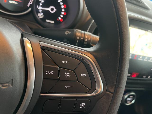 Fiat 500L 0.9 TwinAir Cross Àchteruitrijcamera - Airco - Cruise control - Parkeersensor achter - Navigatiesysteem full map - Bluetooth - Licht metalen velgen 16 inch - Mistlampen voor - Radio - Start/stop systeem - Stuu