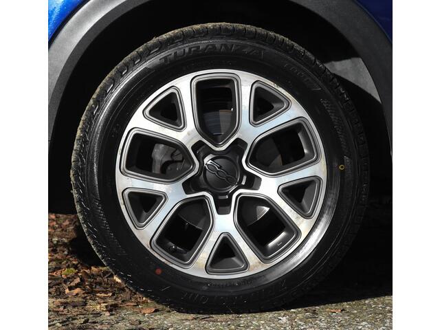 Fiat 500X 1.4 Turbo MultiAir Lounge automaat / zwart leer/stof / stuurverwarming / stoelverwarming / airco / cruise control / navi / USB / privacy glass achter