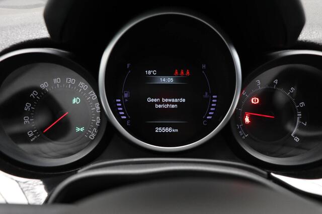 Fiat 500X 1.4 Turbo MultiAir Lounge | NAVIGATIE PACK | HALF LEDER | UCONNECT | DAB | CAMERA | TREKHAAK