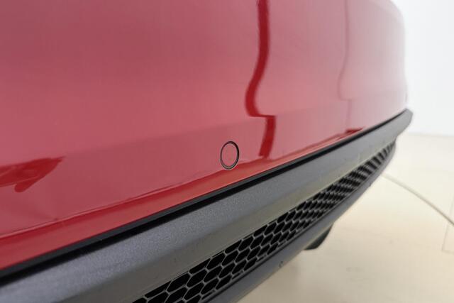 Fiat 500X 1.5 Hybrid Sport 130 PK Automaat | Navigatie | Camera | Keyless | Lichtmetalen velgen | Extra getint glas | DAB Radio | Cruise control | Hoge instap