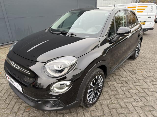 Fiat 500X 130pk Hybrid (Camera - LED - Automatische Airco - Parkeersensoren V+A - Navigatie via Apple Carplay - 17")