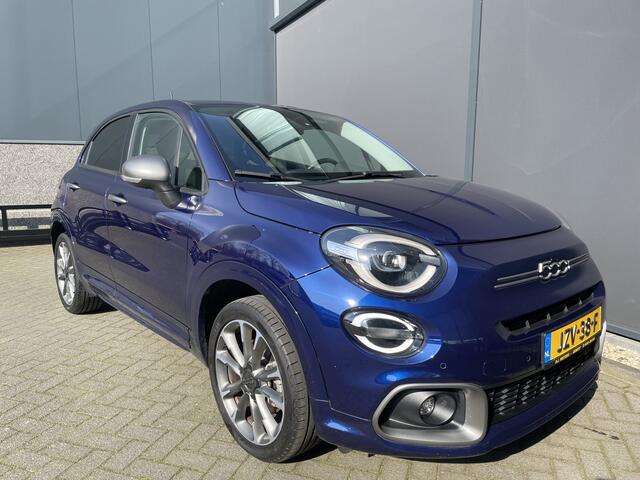 Fiat 500X 1.5 Hybrid Sport Achteruitrijcamera - Navigatie - Cruise control - Airco - Parkeersensoren - U-connect - Bluetooth - Radio - Stuur multifunctioneel - Start/stop systeem - Licht metalen velgen 18 inch - Keyless start - Led verlichting - Dodehoek detector -