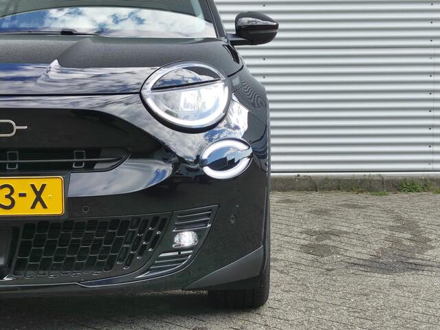 Fiat 600 La Prima 1.2 Turbo Hybrid 110pk | 180° CAMERA | ELEKTR. A.KLEP | ADAPTIVE CRUISE | CLIMA | APPLE CARPLAY / ANDROID AUTO