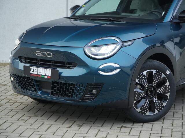 Fiat 600 1.2 Hybrid 100 PK La Prima | Navi | Camera | Carplay