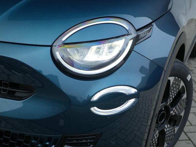 Fiat 600 1.2 Hybrid 100 PK La Prima | Navi | Camera | Carplay