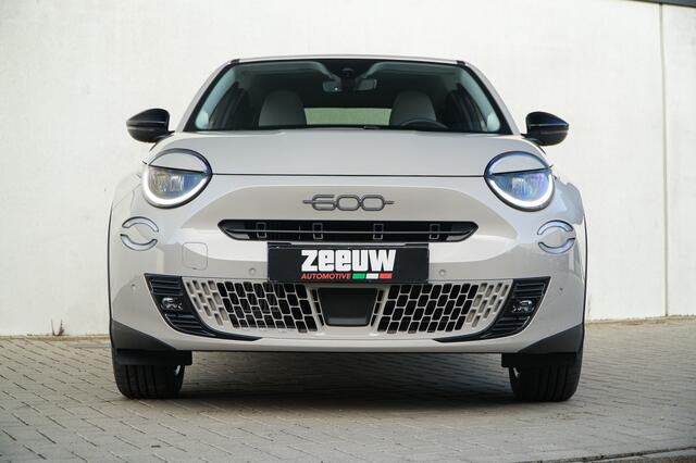 Fiat 600 1.2 Hybrid 100 PK La Prima | Navi | Camera | Carplay