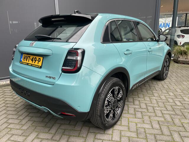 Fiat 600 1.2 Hybrid Urban Climate control - Cruise control - Parkeersensoren - Achteruitrijcamera - Navigatie - Bluetooth - Apple carplay - Keyless entry and start - Dodehoek detector - Regensensor - stuur multifunctioneel