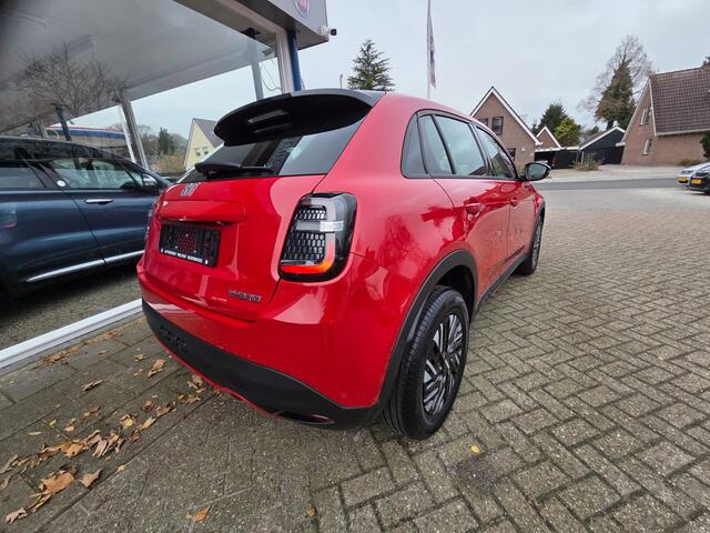Fiat 600 1.2 Hybrid 125 jaar edition