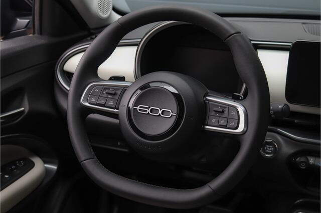 Fiat 600 1.2 Hybrid La Prima 1e eig AUT Full option Garantie