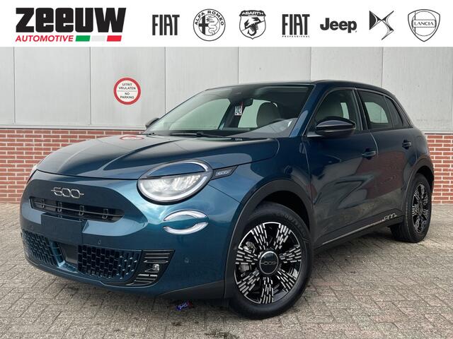 Fiat 600 600e Urban 54 kWh | Pack Comfort | Pack Style | Camera | Carplay | 17