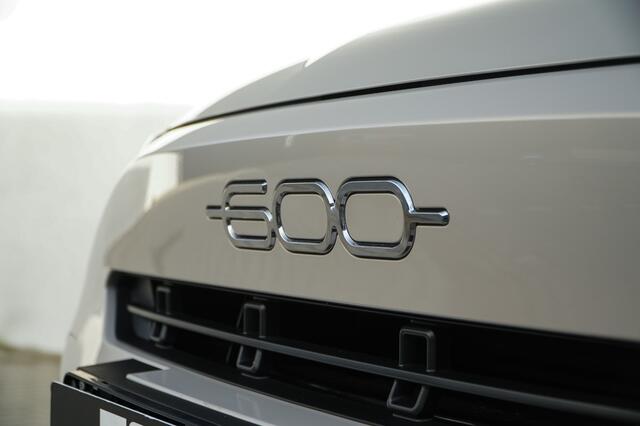 Fiat 600 1.2 Hybrid 110 PK La Prima | Navi | Camera | Carplay