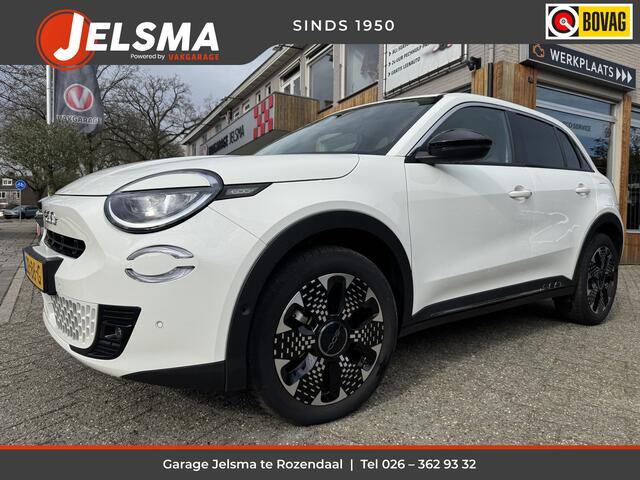 Fiat 600 1.2 Hybrid La Prima Aut., Camera | Leer | Navi & CarPlay