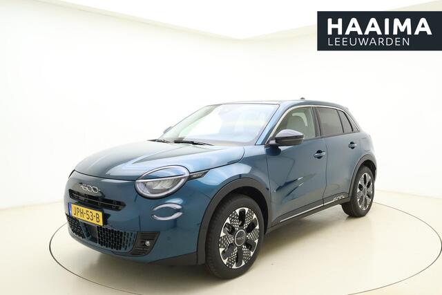 Fiat 600 600e La Prima 54 kWh | Camera | Lederen bekleding | Stoelverwarming | 18'' lichtmetalen velgen | Elektrische achterklep | LED verlichting | Keyless