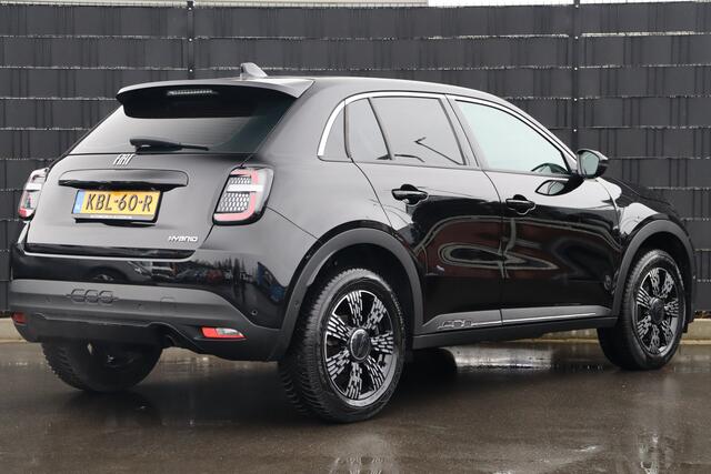 Fiat 600 1.2 Hybrid Automaat Urban | Stoelverwarming | 360 Camera | Carplay | Keyless