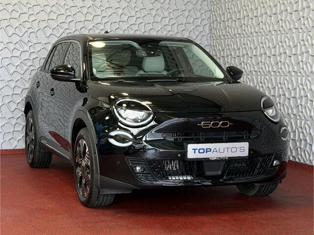 Fiat 600 1.2 Hybrid La Prima o Luxe Leder o Massage o Elek. Stoel o ACC o Camera o Elek. Klep o 18" LMV ? Top Auto Fiat Wijchen , 30 Jaar ervaring in Fiat , Wij leveren de : Icon / La Prima / Pop / Sport . Urban / Benzine / Hybrid . Met Fabrieksgarantie ?