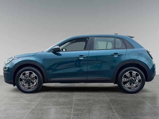 Fiat 600 La Prima 1.2 Hybrid 145pk | ALL-SEASON BANDEN | CAMERA | NAVI | APPLE CARPLAY / ANDROID AUTO |