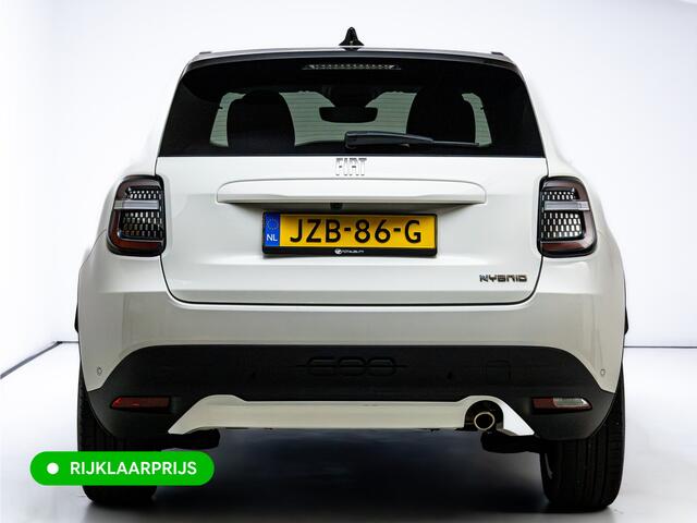 Fiat 600 1.2 Hybrid La Prima | Leer | Stoelverw. | Camera | Adap. Cruise | Sfeerverlichting | Elec. verst. best. stoel met massage en lendesteun | Apple Carplay/Android auto, Navigatie, Led, PDC V+ A, Keyless entry & start