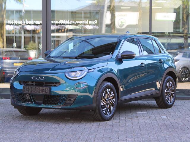 Fiat 600 1.2 Hybrid Icon VOORRAAD KORTING