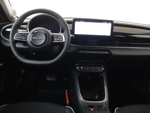 Fiat 600 1.2 Hybrid Urban | Camera | Climate control | Navigatie | Carplay |