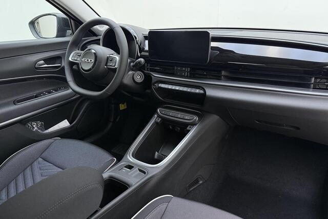 Fiat 600 1.2 Hybrid Urban 145 PK Automaat | Navigatie via Carplay | DEMO | DAB Radio | Cruise control | 8 Jaar speciale garantie