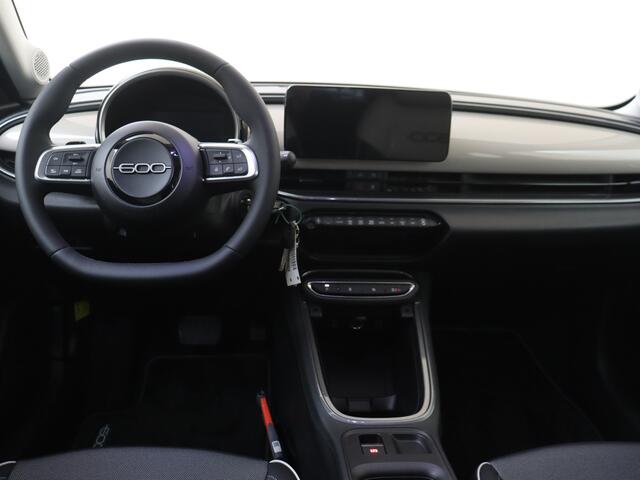Fiat 600 1.2 Hybrid Urban | Parkeersensoren | Apple Carplay | Cruise Control