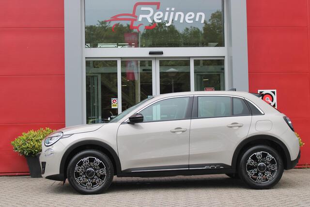 Fiat 600 1.2 Hybrid 110PK AUTOMAAT URBAN | STOEL/VOORRUIT VERWARMING | KEYLESS ENTRY/START | 17" LICHTEMATELN VELGEN | DRAADLOZE TELEFOONLADER | DRAADLOZE APPLE CARPLAY/ANDROID AUTO | NAVIGATIE | DAB+ RADIO | PARKEERSENSOREN VOOR + ACHTER | ACHTERUITRIJ CAMERA | C