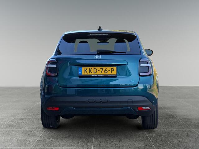 Fiat 600 600e La Prima 54 kWh | Pack Dolce Vita | Pack Winter | Navi | Carplay |