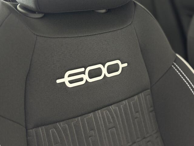 Fiat 600 1.2 Hybrid Urban | Apple-Android | Parkeersensor achter | Cruise control