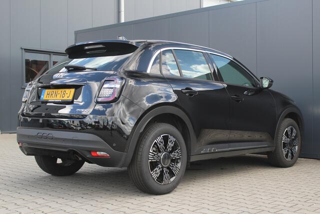 Fiat 600 1.2 Hybrid Urban | Incl. 12 Maanden garantie | Stoelverwarming | Cruise | Airco | Apple Carplay/ Android Auto | Parkeersensoren | Parkeer Camera | Navigatie | Bluetooth |