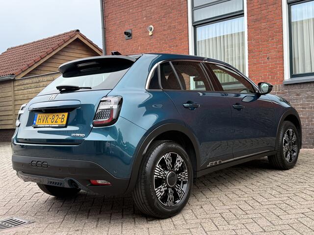Fiat 600 1.2 Hybrid Pop | AUTOMAAT | NAVI | CAMERA | CRUISE | VOL LED |