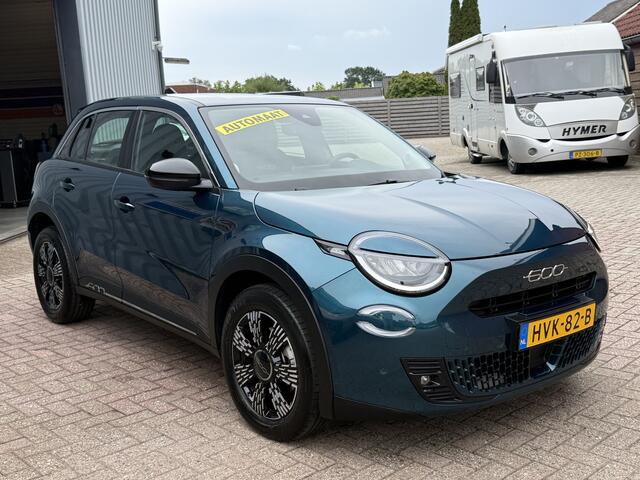 Fiat 600 1.2 Hybrid Pop | AUTOMAAT | NAVI | CAMERA | CRUISE | VOL LED |