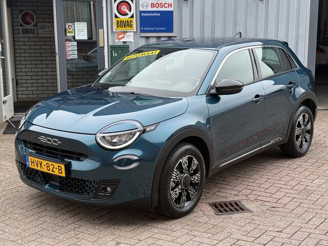 Fiat 600 1.2 Hybrid Pop | AUTOMAAT | NAVI | CAMERA | CRUISE | VOL LED |