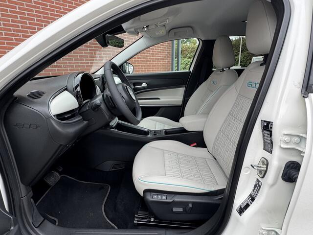 Fiat 600 1.2 Hybrid La Prima NAV ADAP-CRUISE CAMERA STOELVW CARPLAY LMV