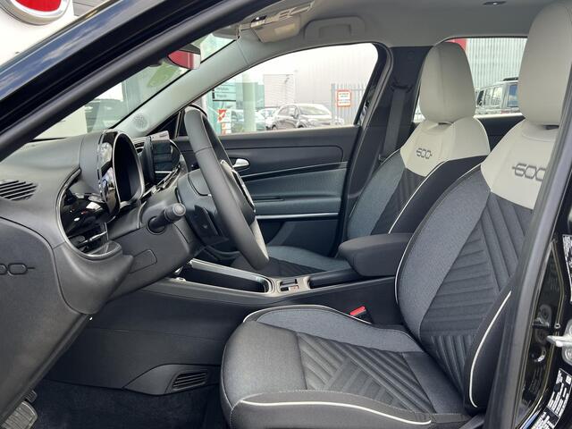 Fiat 600 1.2 Hybrid Icon | 8 Jaar garantie | Camera | Stoelverwarming | Navi | All season banden