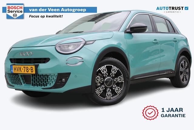 Fiat 600 1.2 Hybrid Pop | Incl. 12 maanden garantie | Apple carplay/Android auto | Stoelverwarming | Parkeercamera | DAB radio | Climate control | Cruise control | Navigatie | Voorruit verwarming |