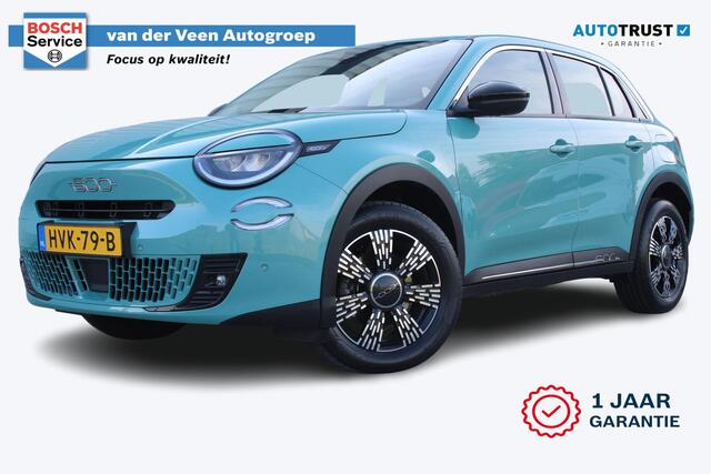 Fiat 600 1.2 Hybrid Urban | Incl. 12 maanden garantie | Stoelverwarming | Apple carplay/Android auto | Parkeercamera | DAB radio | Navigatie |