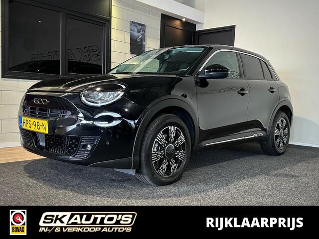 Fiat 600 1.2 HYBRID URBAN l NAP l AUTOMAAT l CARPLAY l CAMERA l KEYLESS l RIJKLAAR l