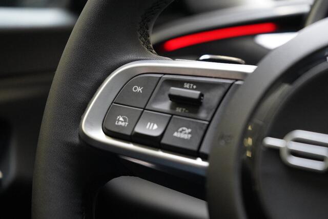 Fiat 600 1.2 Hybrid Urban | Achteruitrijcamera | Carplay | Climate control | Cruise control | Parkeersensoren