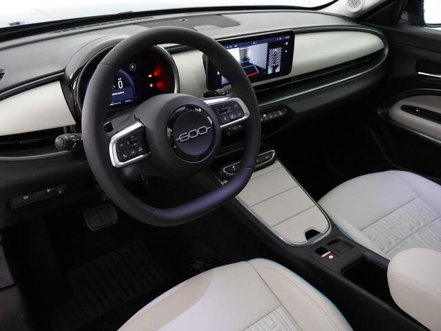 Fiat 600 1.2 Hybrid La Prima Garantie tot 05-2035!* | Apple Carplay & AndroidAUTO | Dodehoek detectie | Parkeersensoren