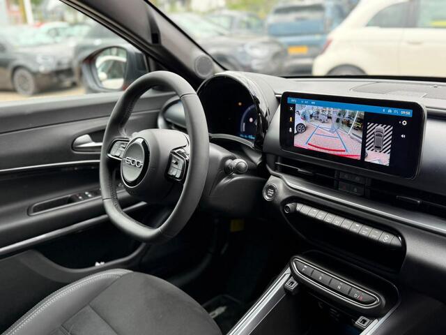 Fiat 600 600e Sport 54 kWh | Parkeercamera | Carplay | ACC