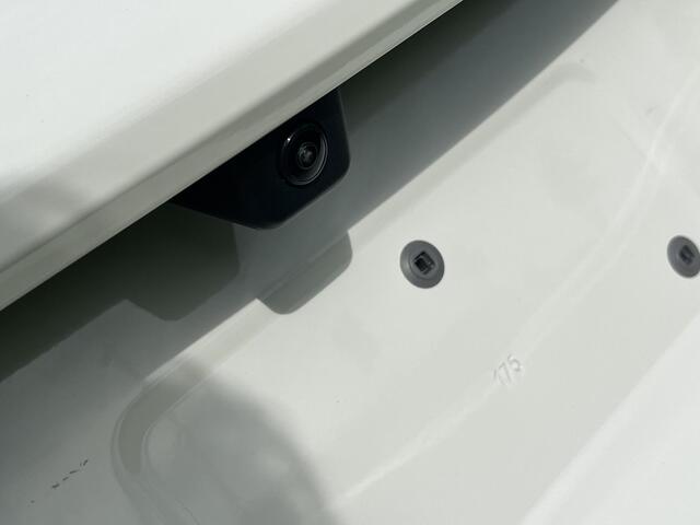 Fiat 600 1.2 Hybrid T3 81 kW DCT La Prima AUTOMAAT|NAVI|CLIMATE|APPLE/ANDROID|CAMERA|PDC|18"