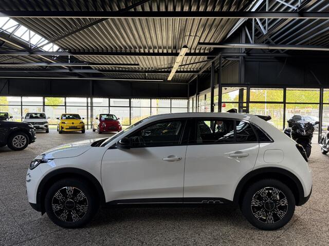 Fiat 600 1.2 Hybrid Urban | LED | 360 Camera | 8.000KM | CarPlay | Clima | BTW |