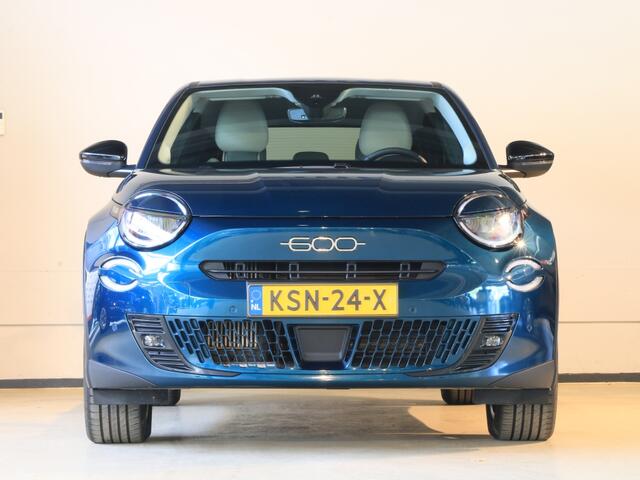 Fiat 600 1.2 Hybrid La Prima * 12 mnd BOVAG garantie * RIJKLAARPRIJS !